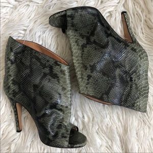 Maison Martin Margiela Leather Embossed Python Heeled Green Slouch Booties Sz 39